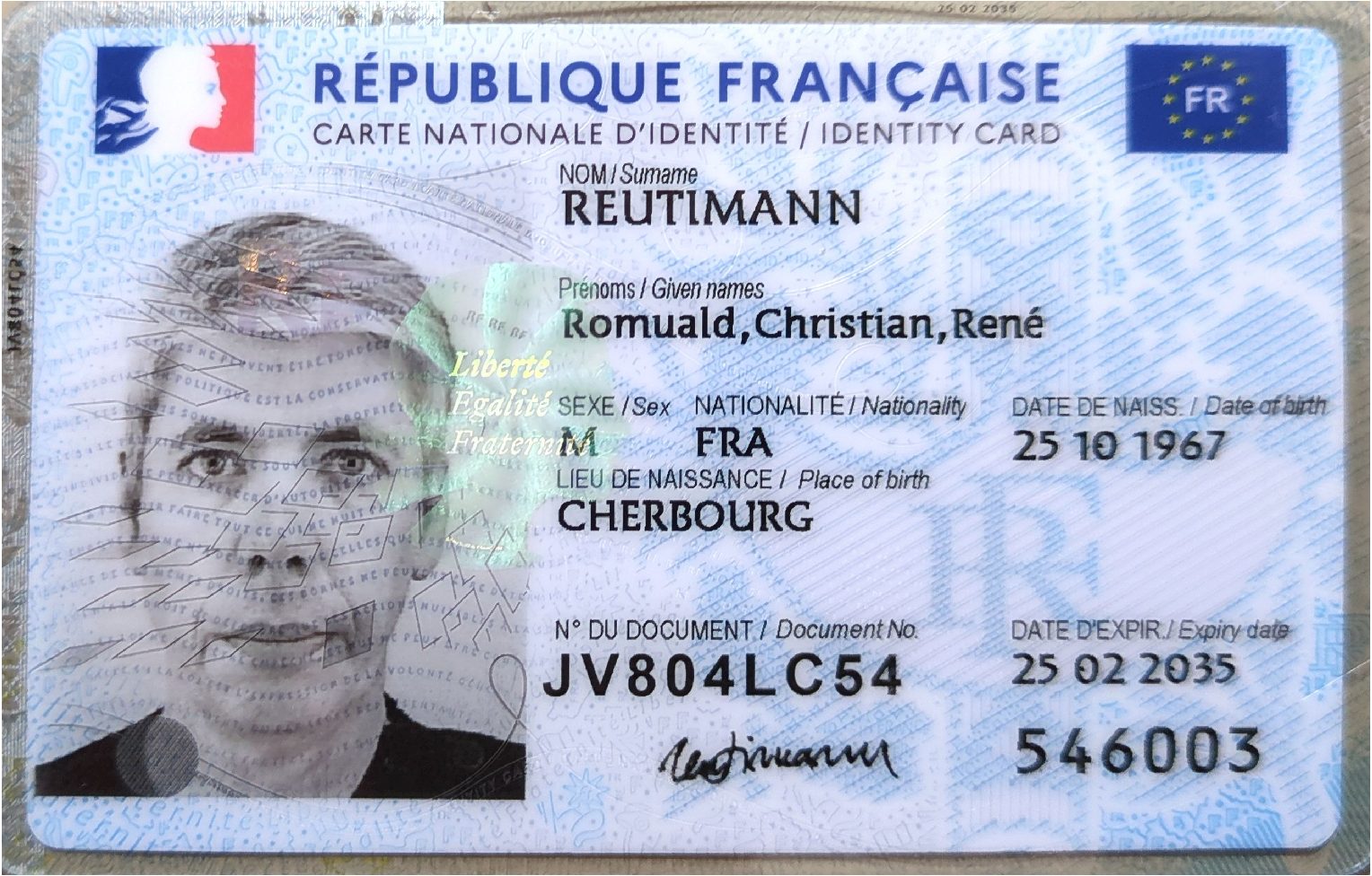 Aperçu de Carte identité_RR.pdf