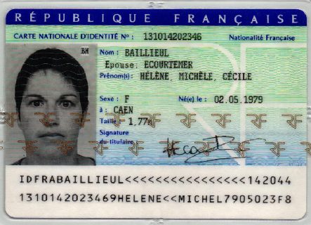 Aperçu de Carte Identité Hélène.pdf