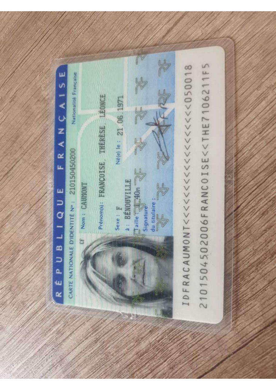 Aperçu de Carte identité Maman.pdf